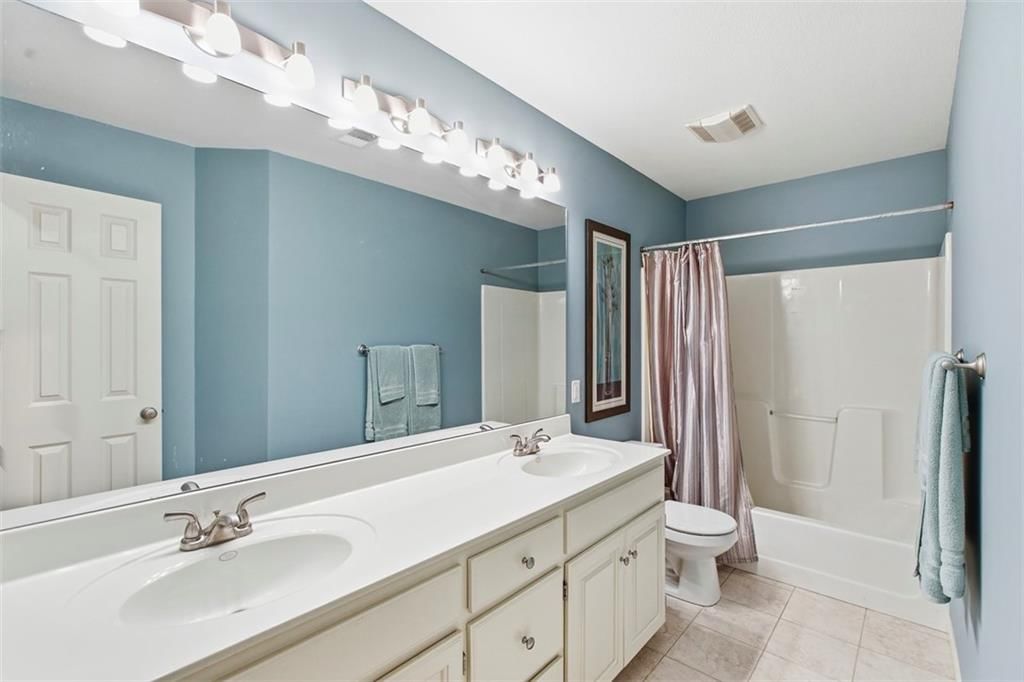 5920 NE Parks View Place — photo 24
