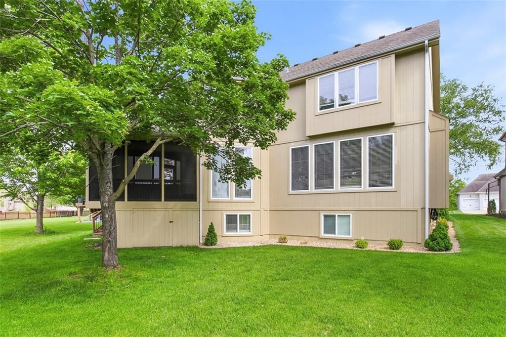 5920 NE Parks View Place — photo 39
