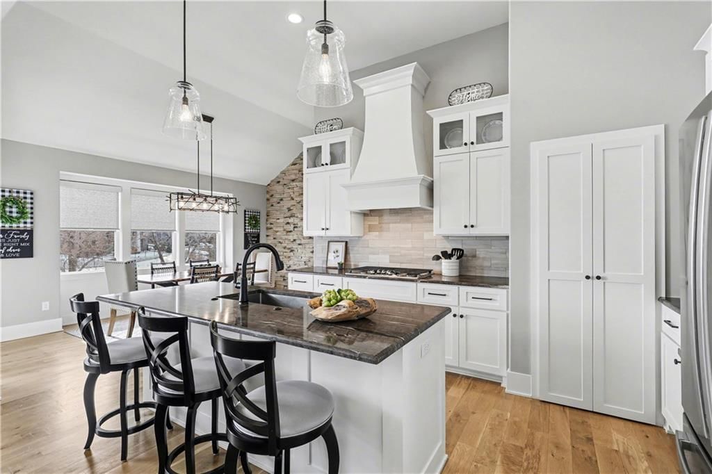 22525 W 87th Terrace — photo 10