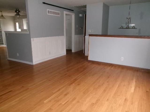 15412 E 42nd Place — photo 4