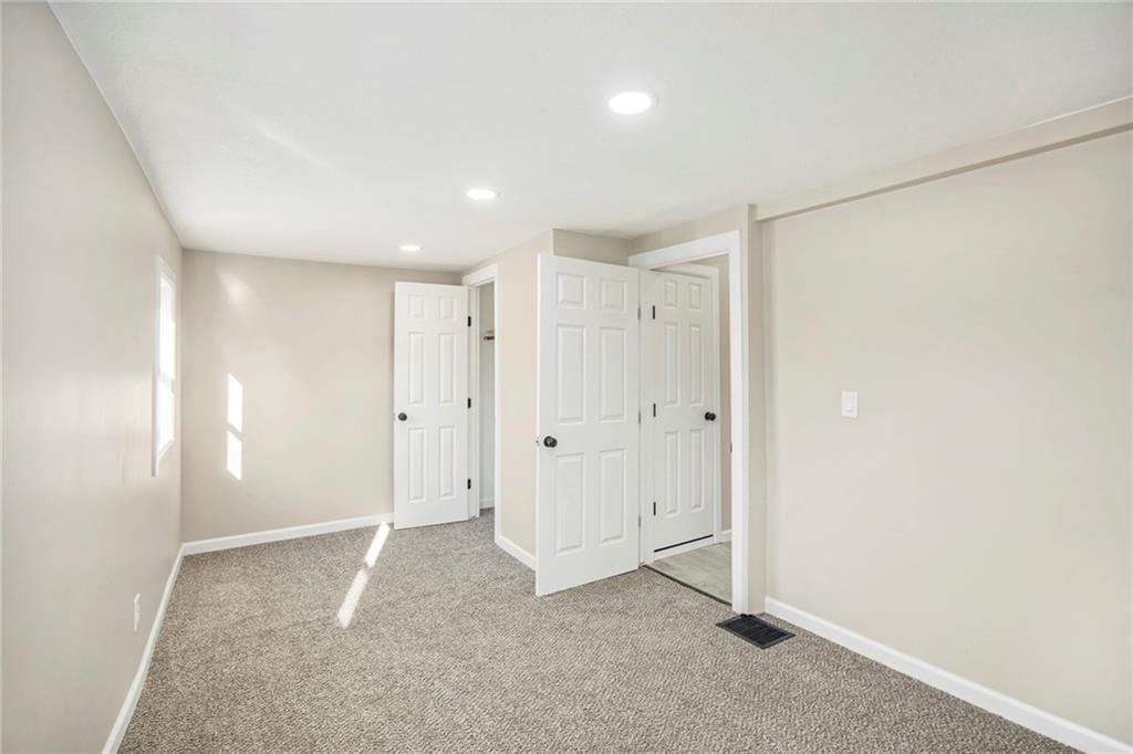 14 S Minnie Street — photo 17