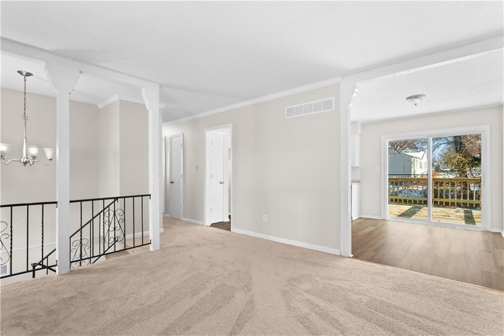 3621 S Scott Avenue — photo 6