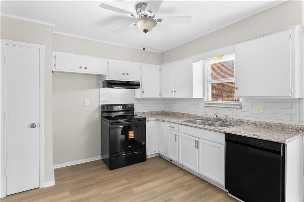 3621 S Scott Avenue — photo 11