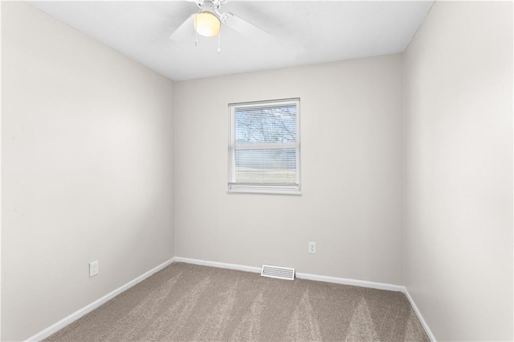 3621 S Scott Avenue — photo 19