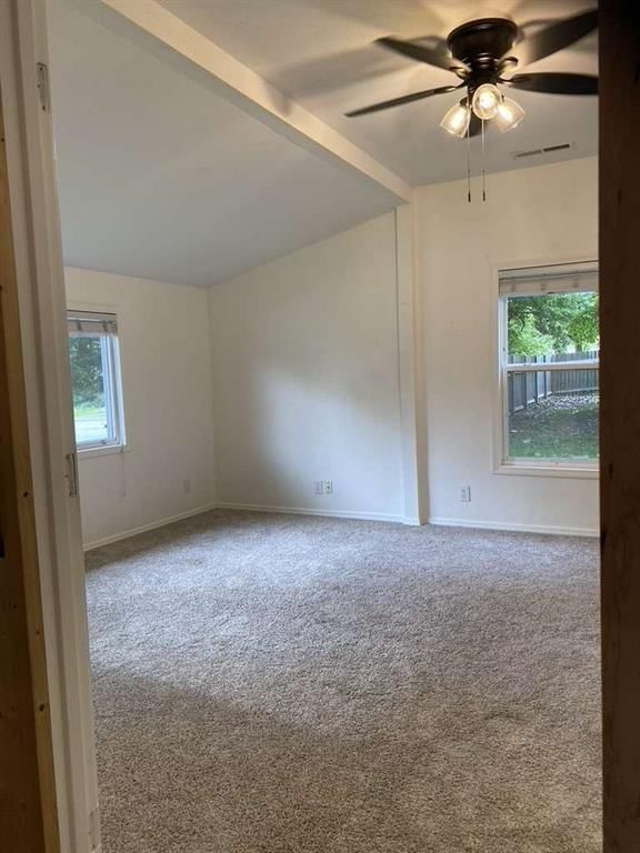202 N Walnut Street — photo 7