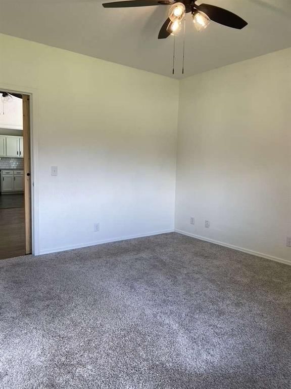 202 N Walnut Street — photo 20
