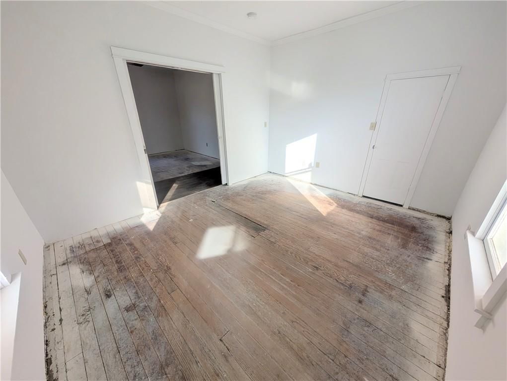 309 S Elm Street — photo 9