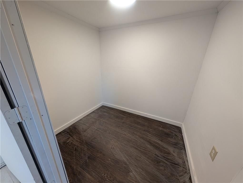 309 S Elm Street — photo 17