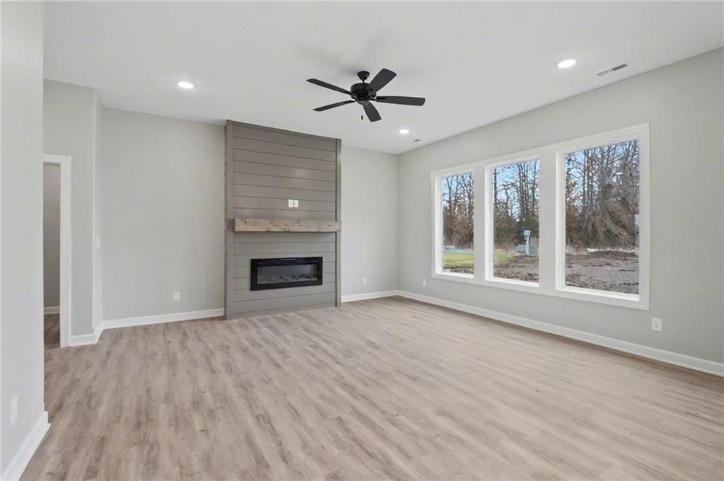 1210 Alexander Court — photo 7