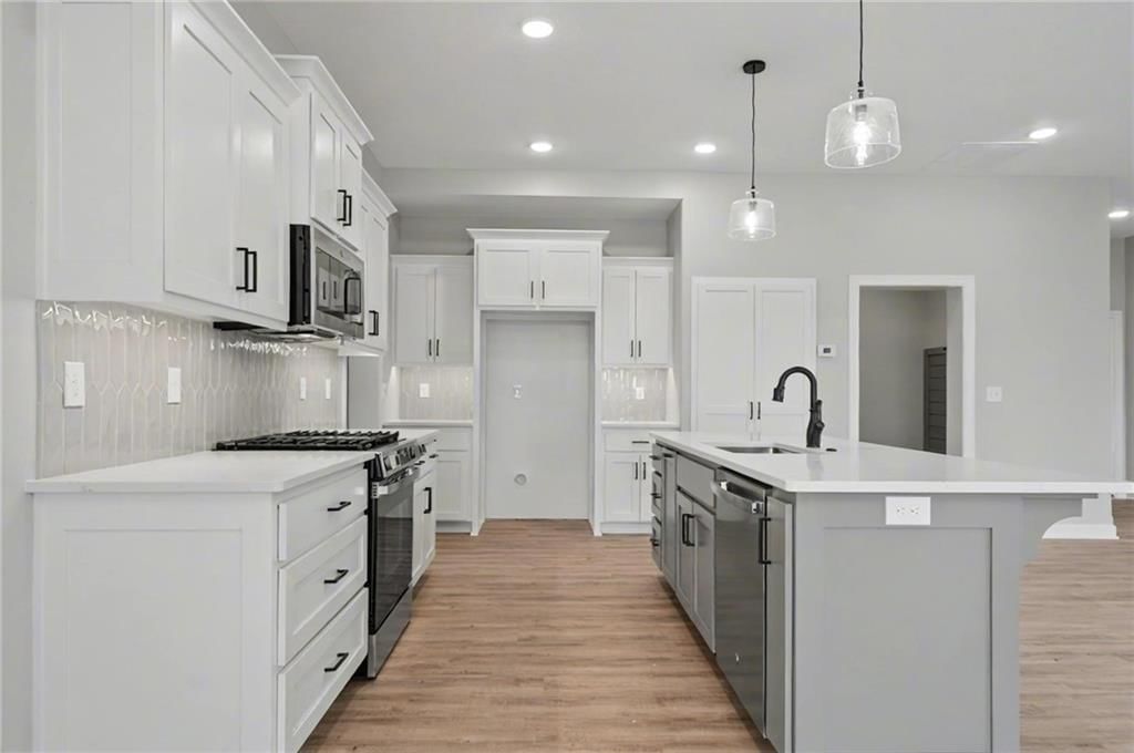 1210 Alexander Court — photo 15