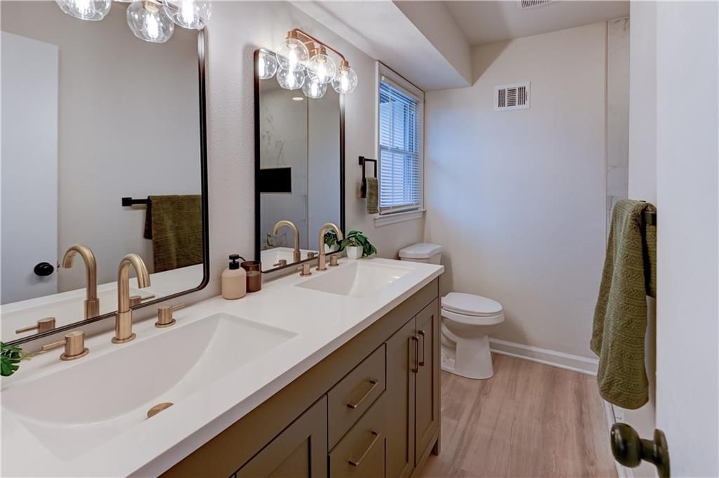 10436 Askew Avenue — photo 7