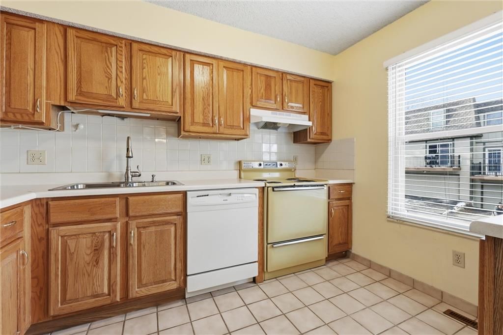 113 W Bannister Road — photo 10