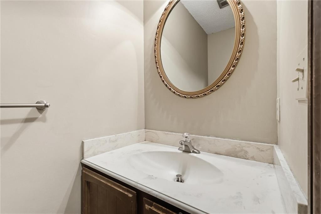 113 W Bannister Road — photo 14