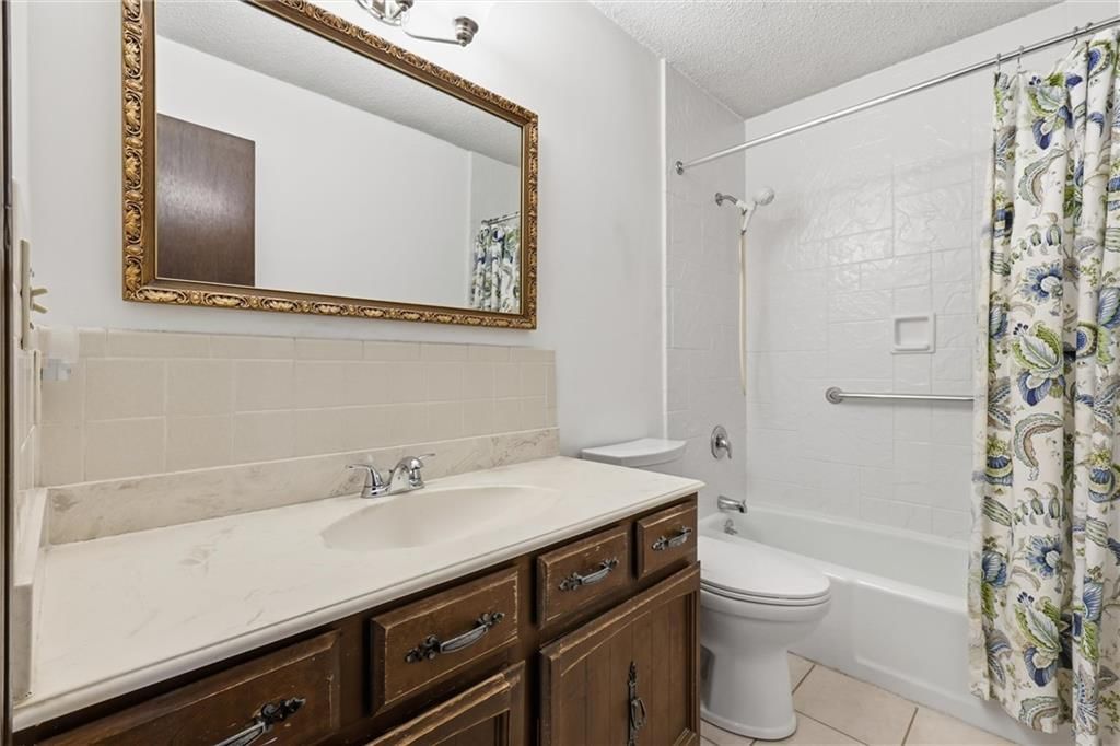 113 W Bannister Road — photo 22