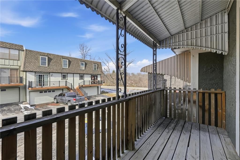 113 W Bannister Road — photo 26