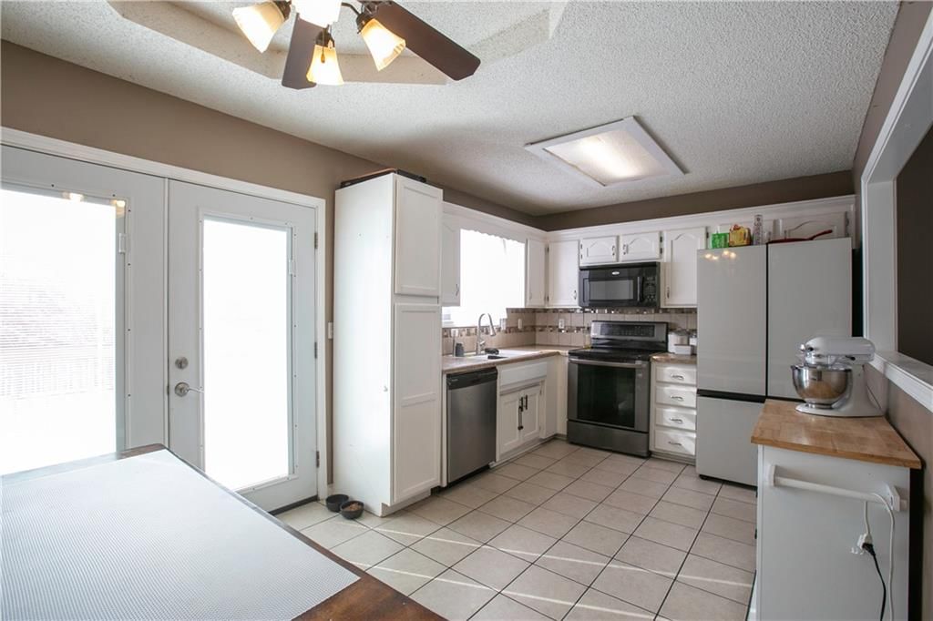 1203 Willow Drive — photo 9