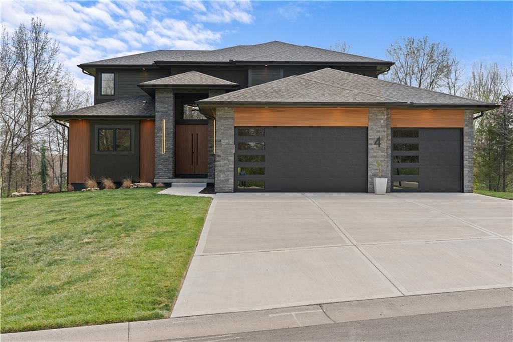4 Broken Arrow Court — photo 2