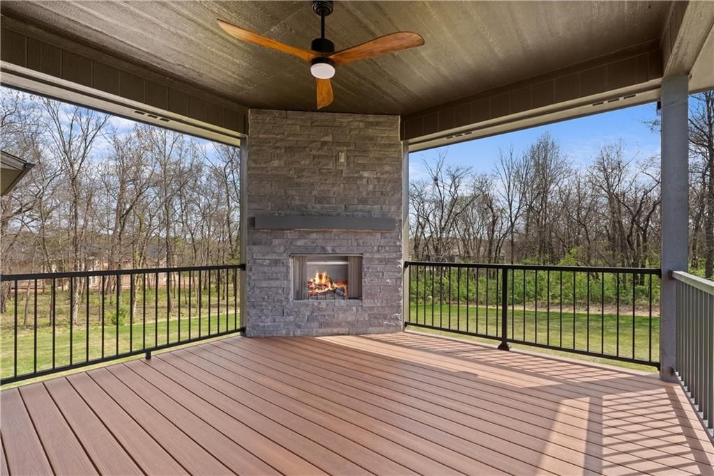 4 Broken Arrow Court — photo 27