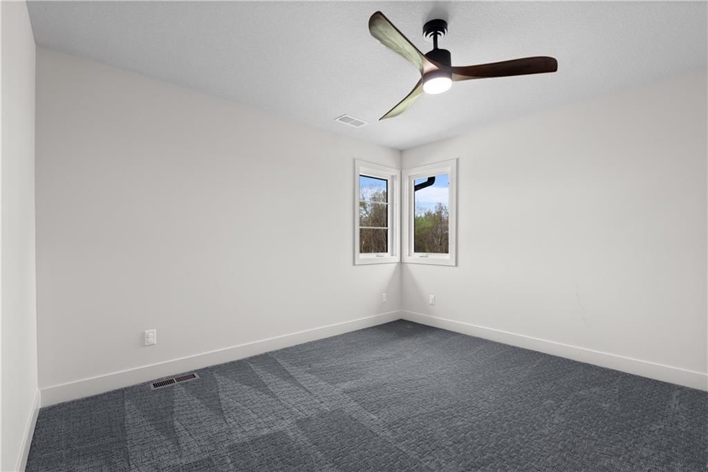 4 Broken Arrow Court — photo 33