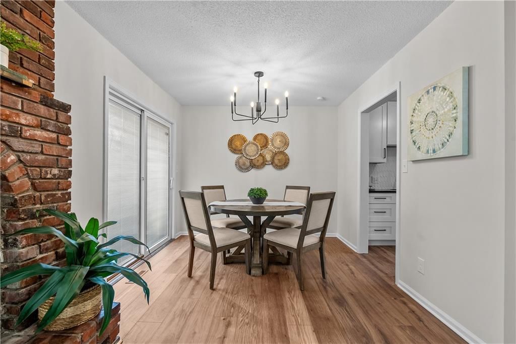 811 NE Mulberry Street — photo 10