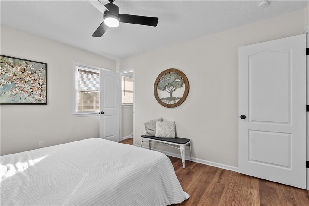 811 NE Mulberry Street — photo 16