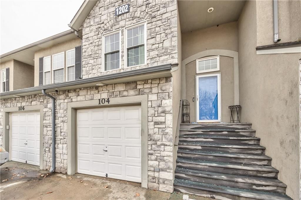 1202 N Martway Drive — photo 18