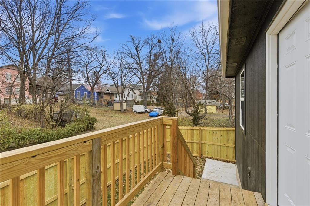 219 W Culton Street — photo 6