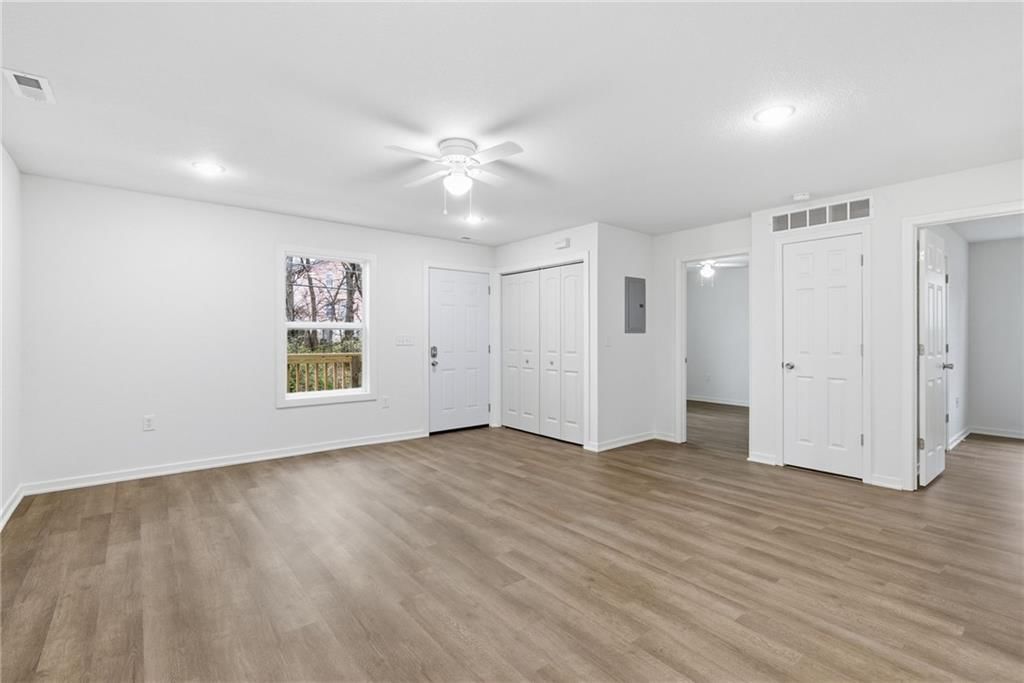 219 W Culton Street — photo 9