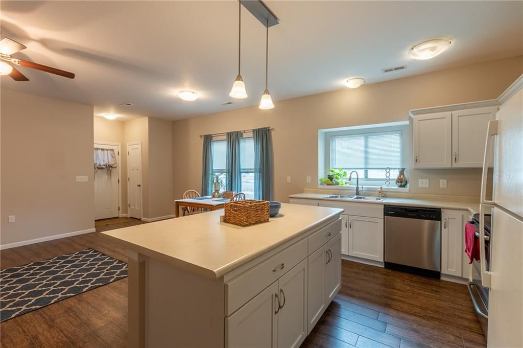 347 Florida Street — photo 10