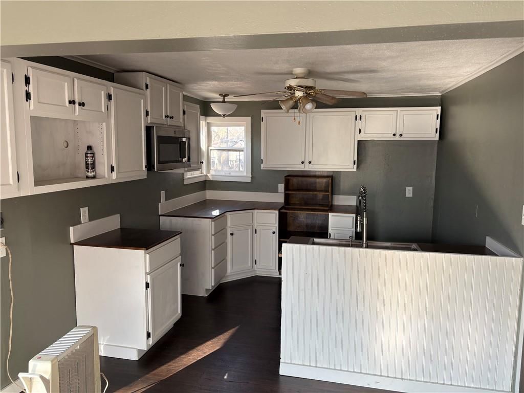 114 S High Street — photo 3