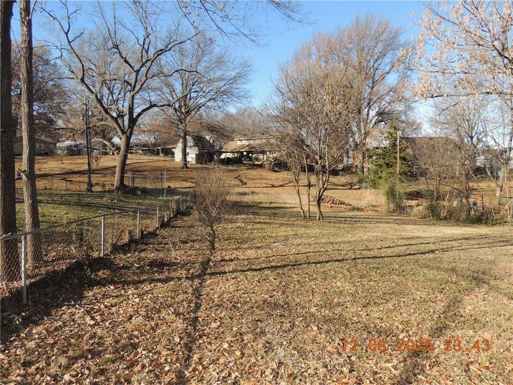3228 S Cedar Avenue — photo 3