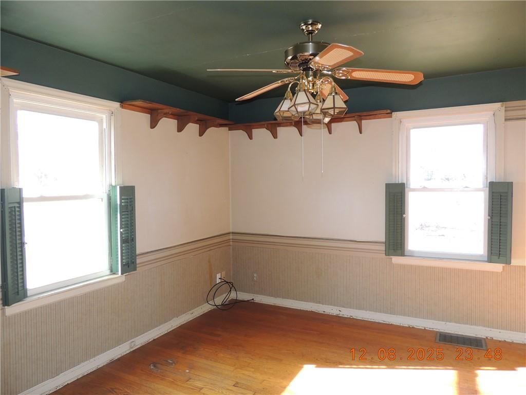 3228 S Cedar Avenue — photo 10