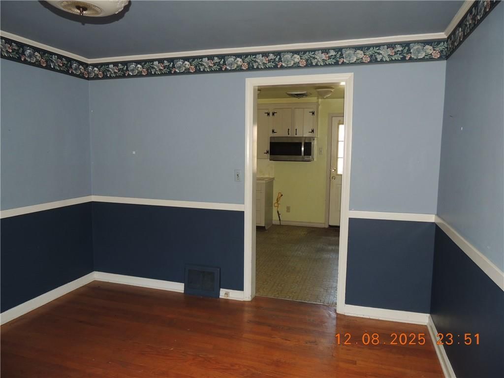 3228 S Cedar Avenue — photo 21
