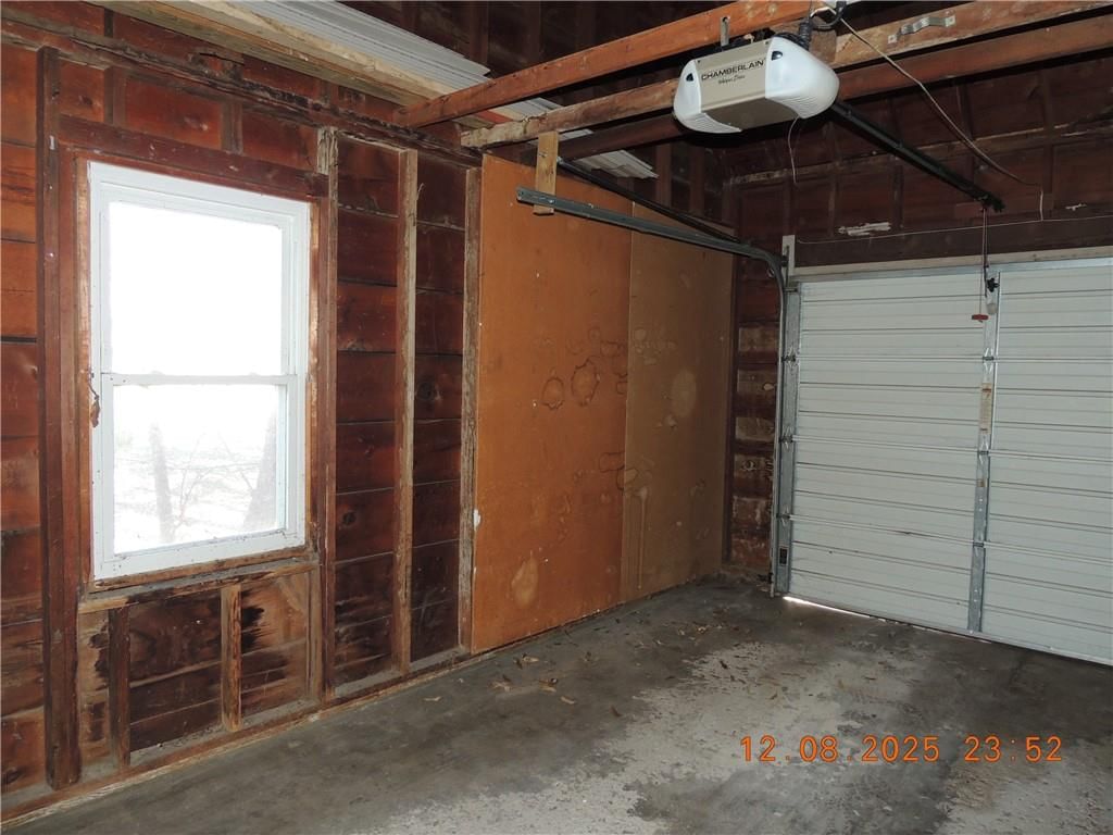 3228 S Cedar Avenue — photo 24
