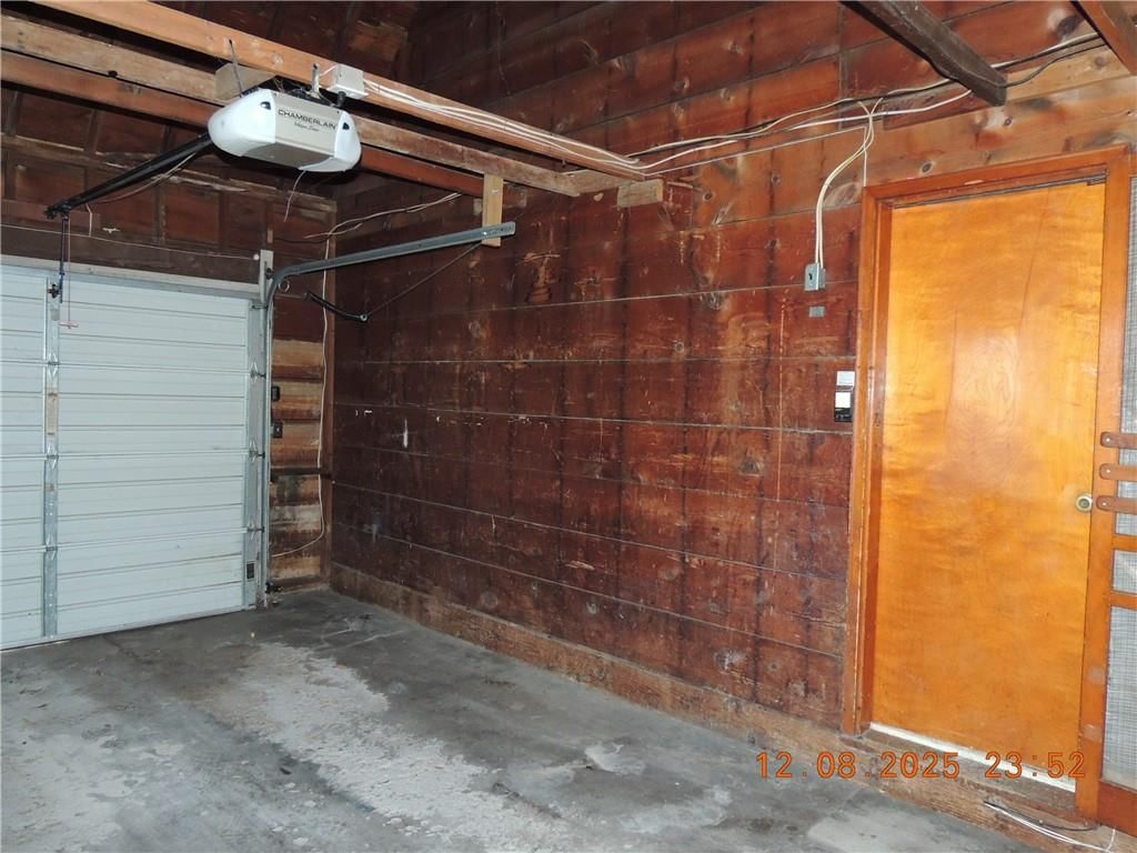 3228 S Cedar Avenue — photo 25