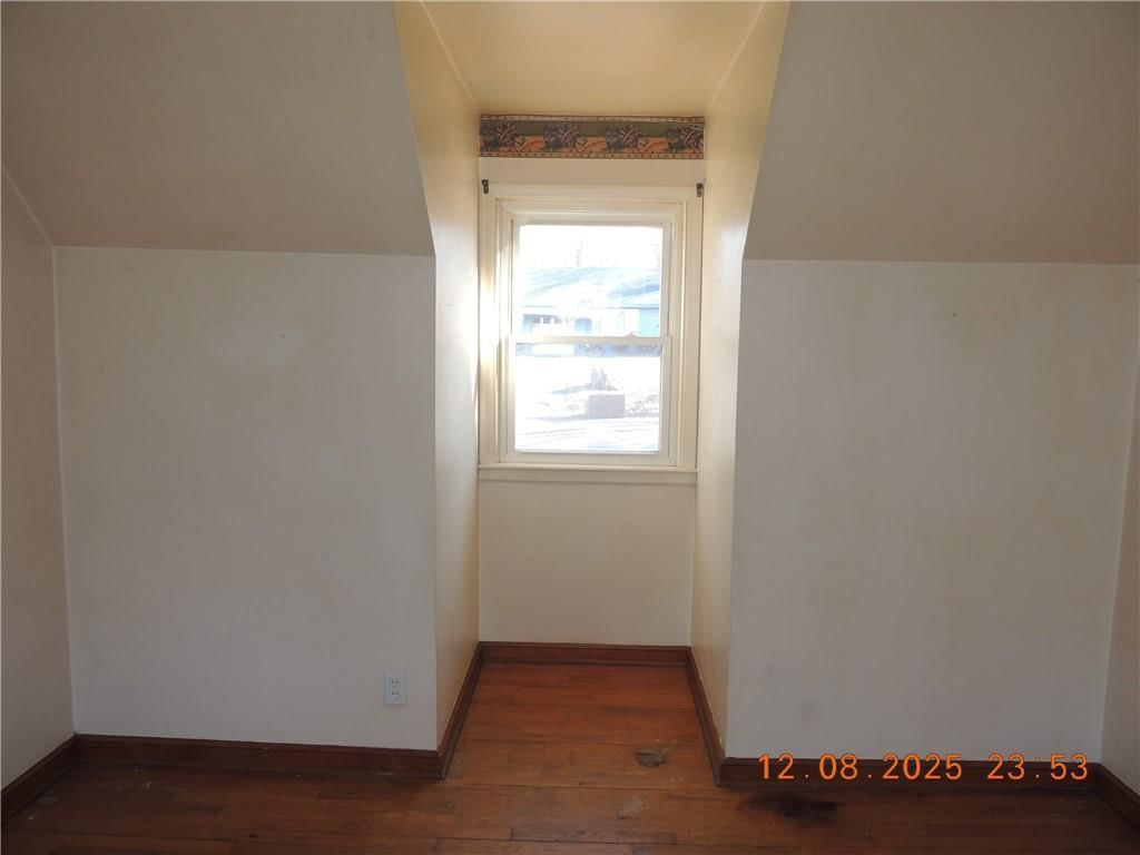 3228 S Cedar Avenue — photo 27