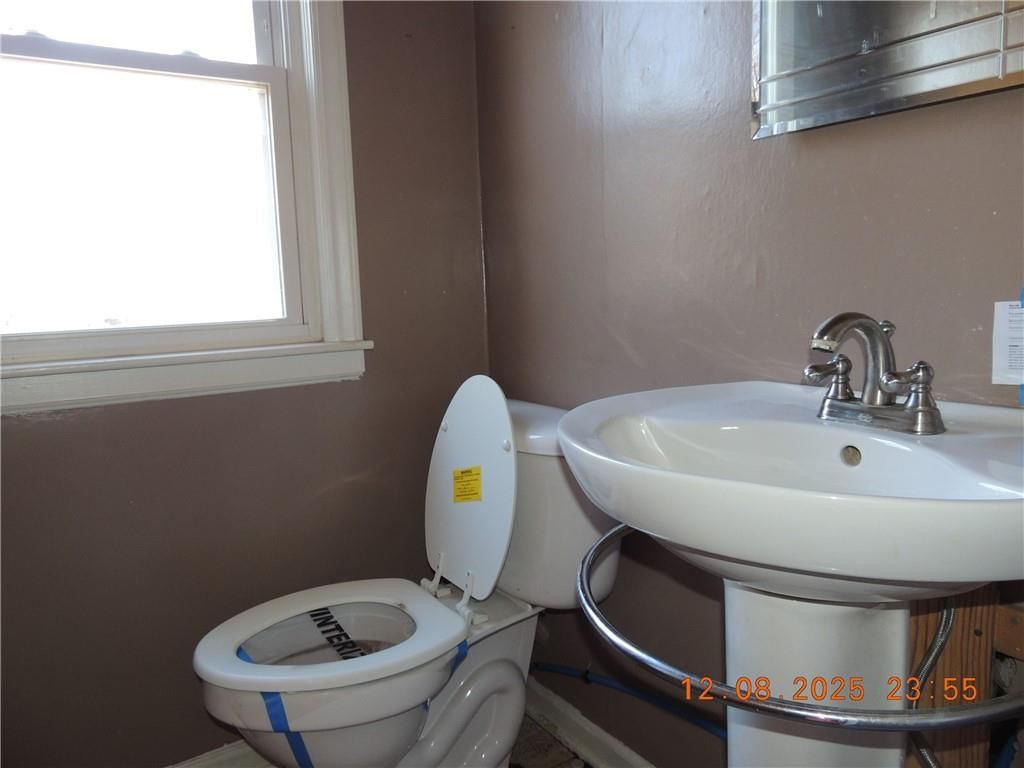 3228 S Cedar Avenue — photo 32