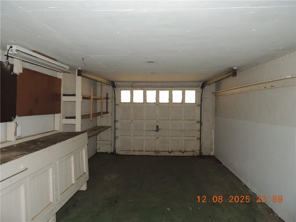 3228 S Cedar Avenue — photo 46