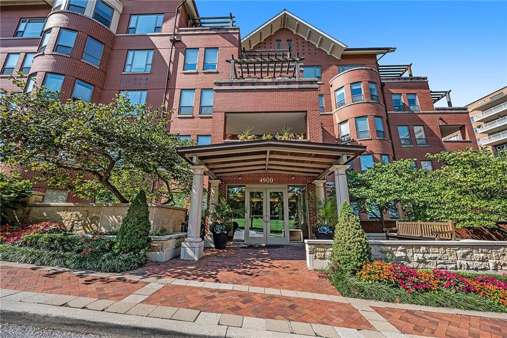 4900 Central Street, Kansas City, MO