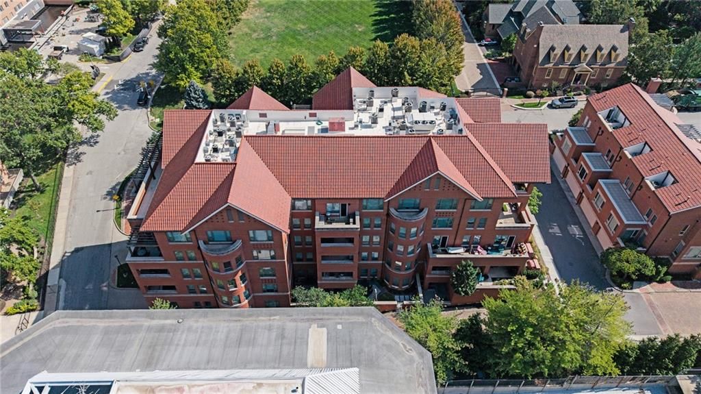 4900 Central Street — photo 35
