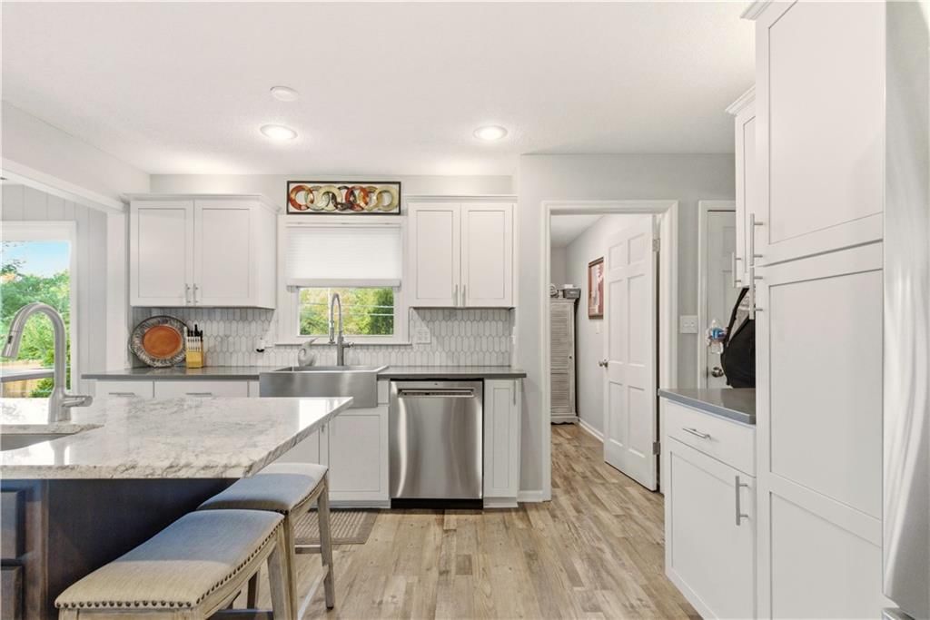 6300 Dearborn Drive — photo 21