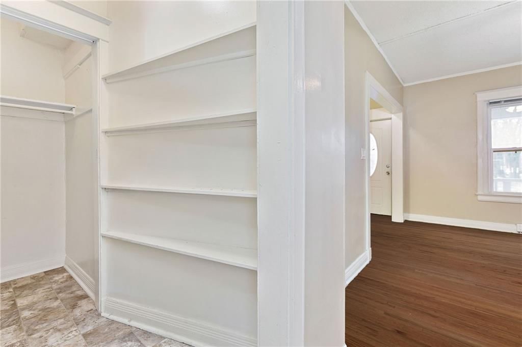 1017 W 39th Street — photo 19