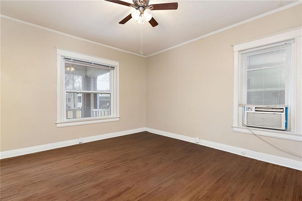 1017 W 39th Street — photo 24