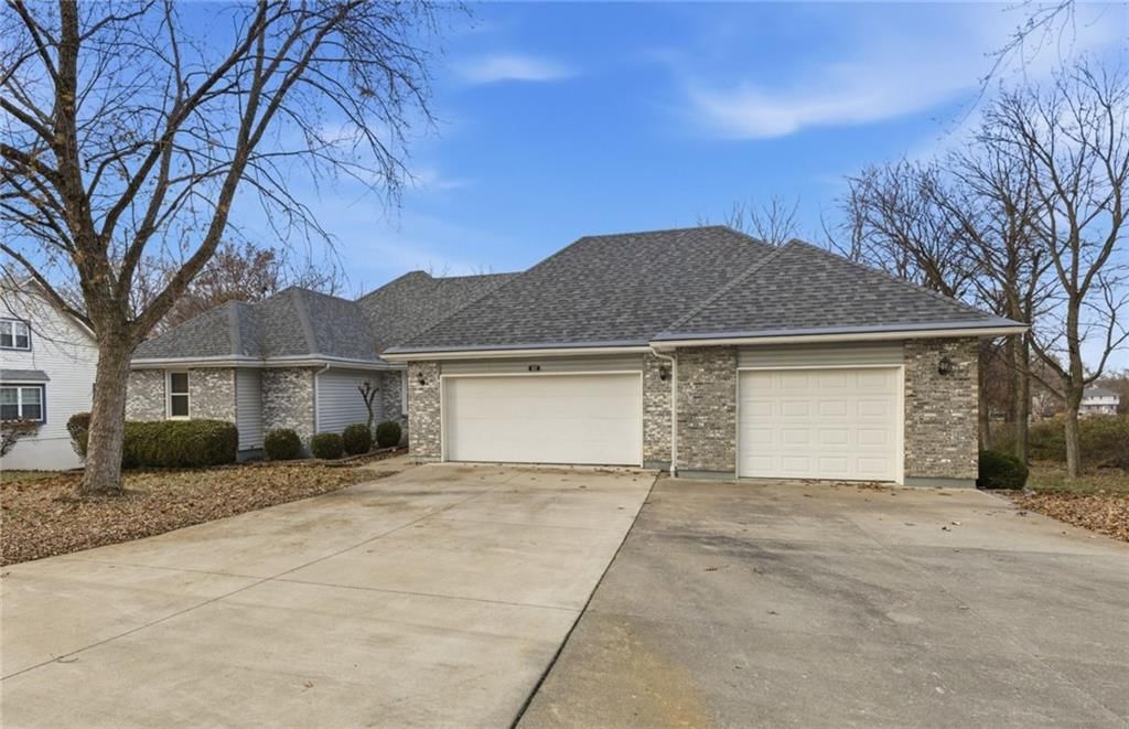 507 Larkin Court — photo 2
