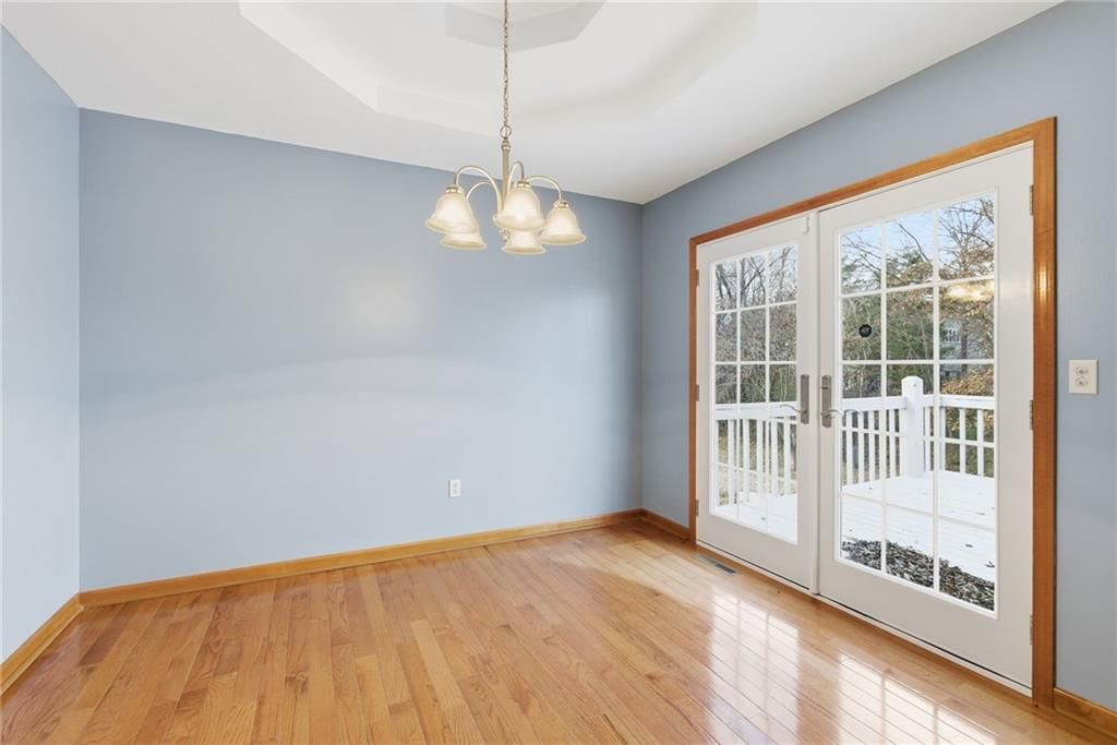 507 Larkin Court — photo 11