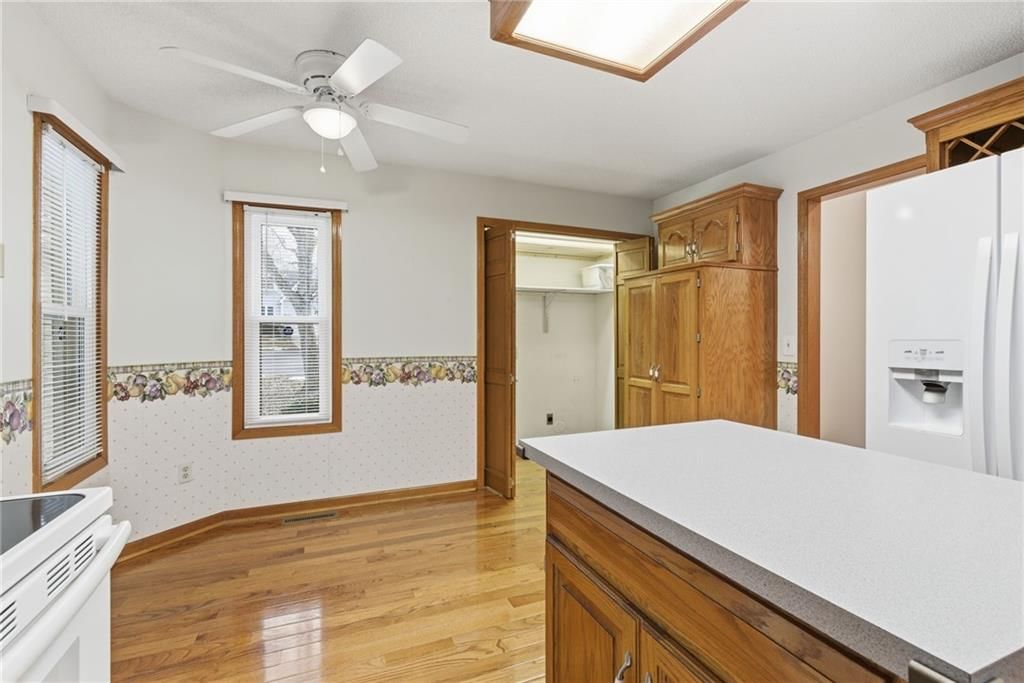 507 Larkin Court — photo 16