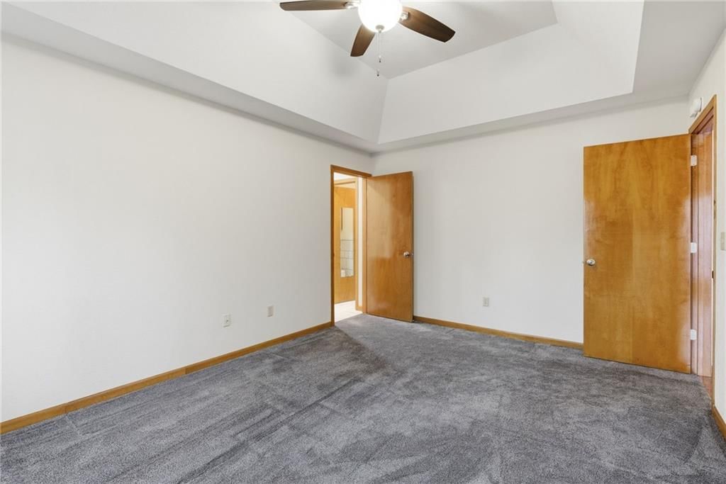 507 Larkin Court — photo 20
