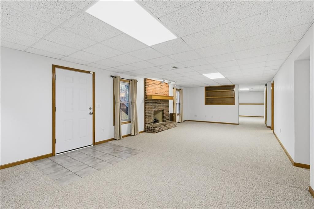 507 Larkin Court — photo 38