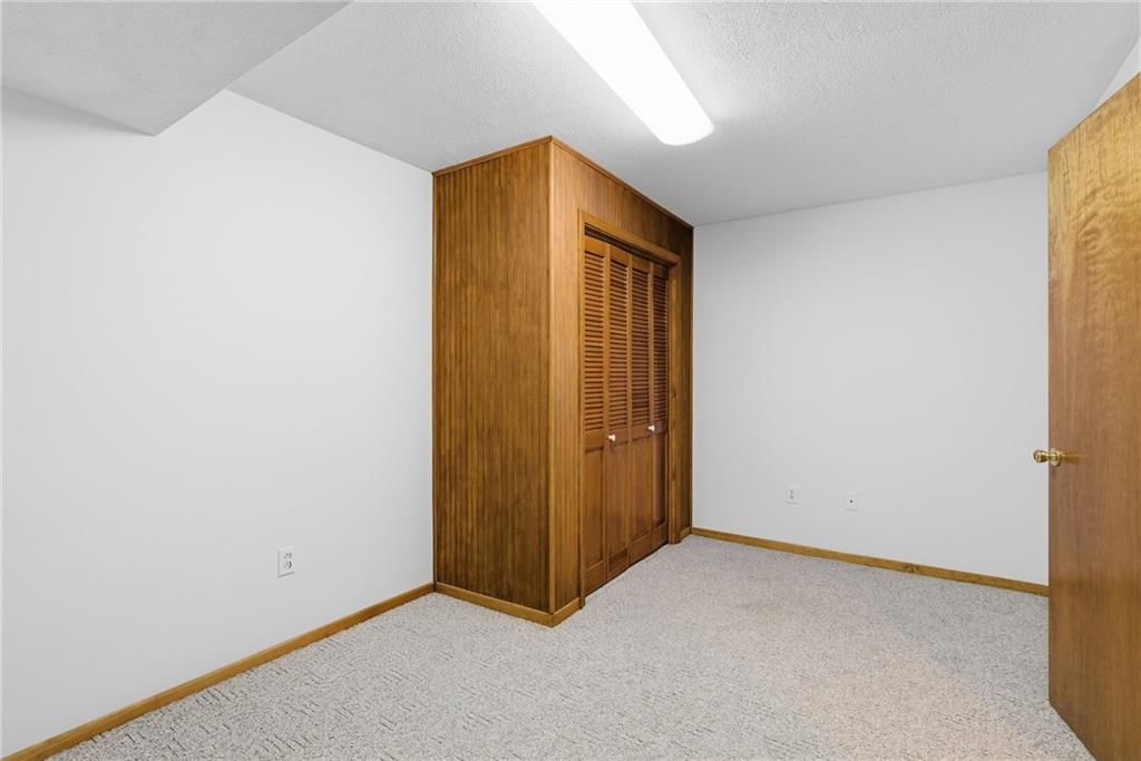 507 Larkin Court — photo 40