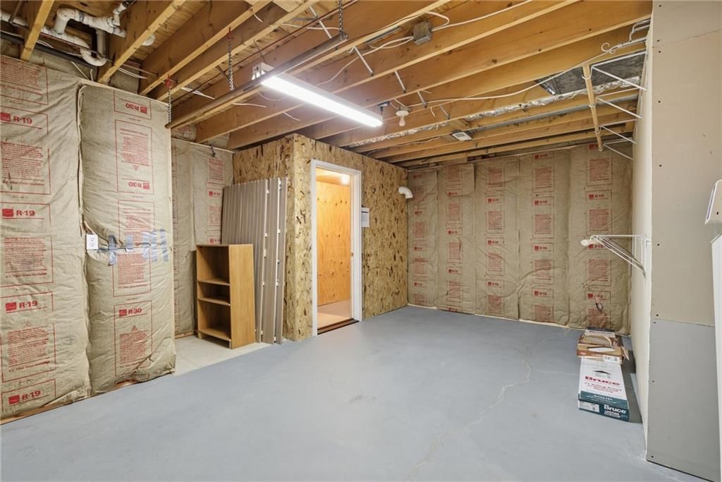 507 Larkin Court — photo 45